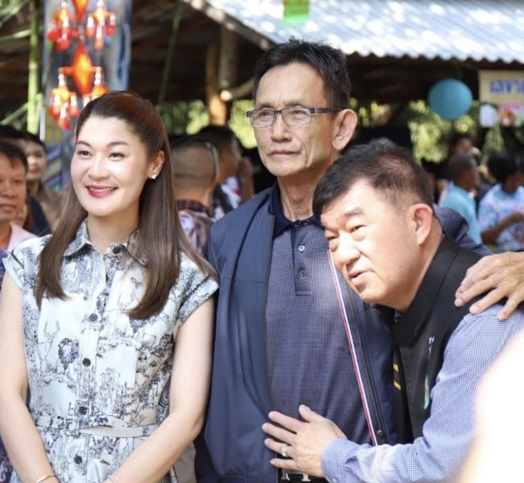 เกรียงไปอวยพรวันเกิด ชูวิทย์ กุ่ย และลูกสาว 