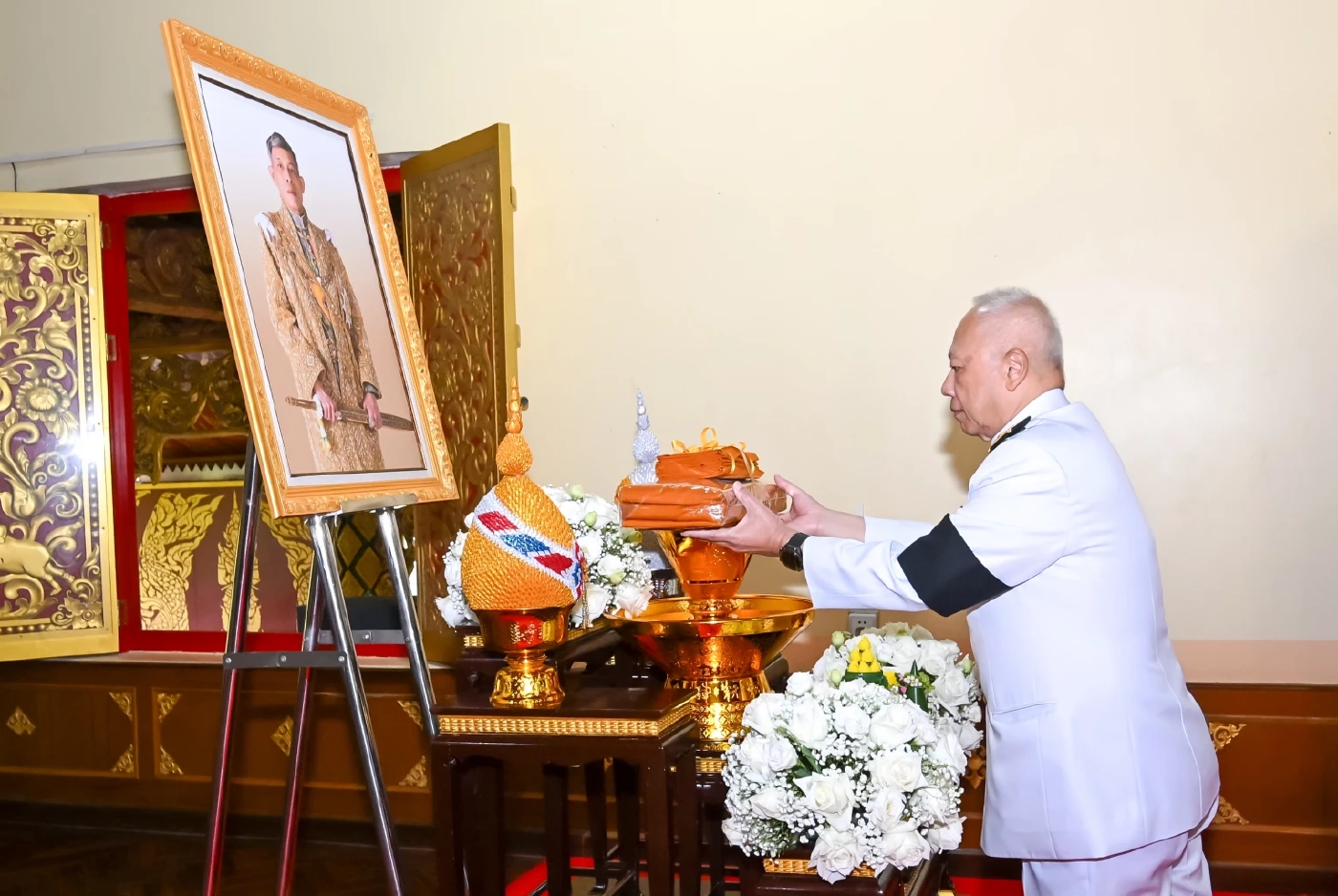 กต.เชิญผ้าพระกฐินพระราชทานทอดถวาย "วัดป่าเชต์ เขตฯสิบสองปันนา"