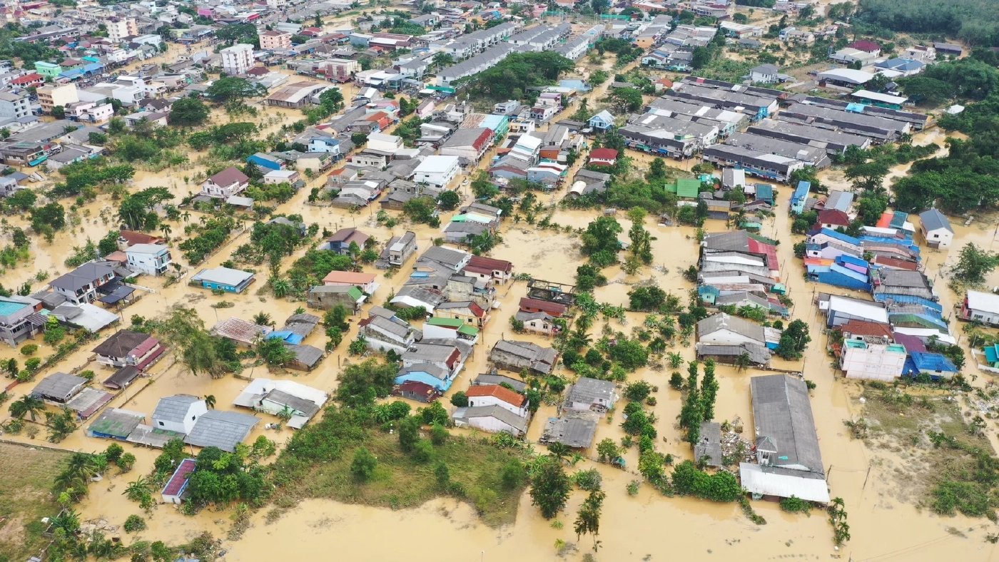 ข่าวดีหาดใหญ่! ฝนไม่ตกเพิ่ม น้ำลด เริ่มคลี่คลายระดับน้ำลดลงต่อเนื่อง (มีคลิป)