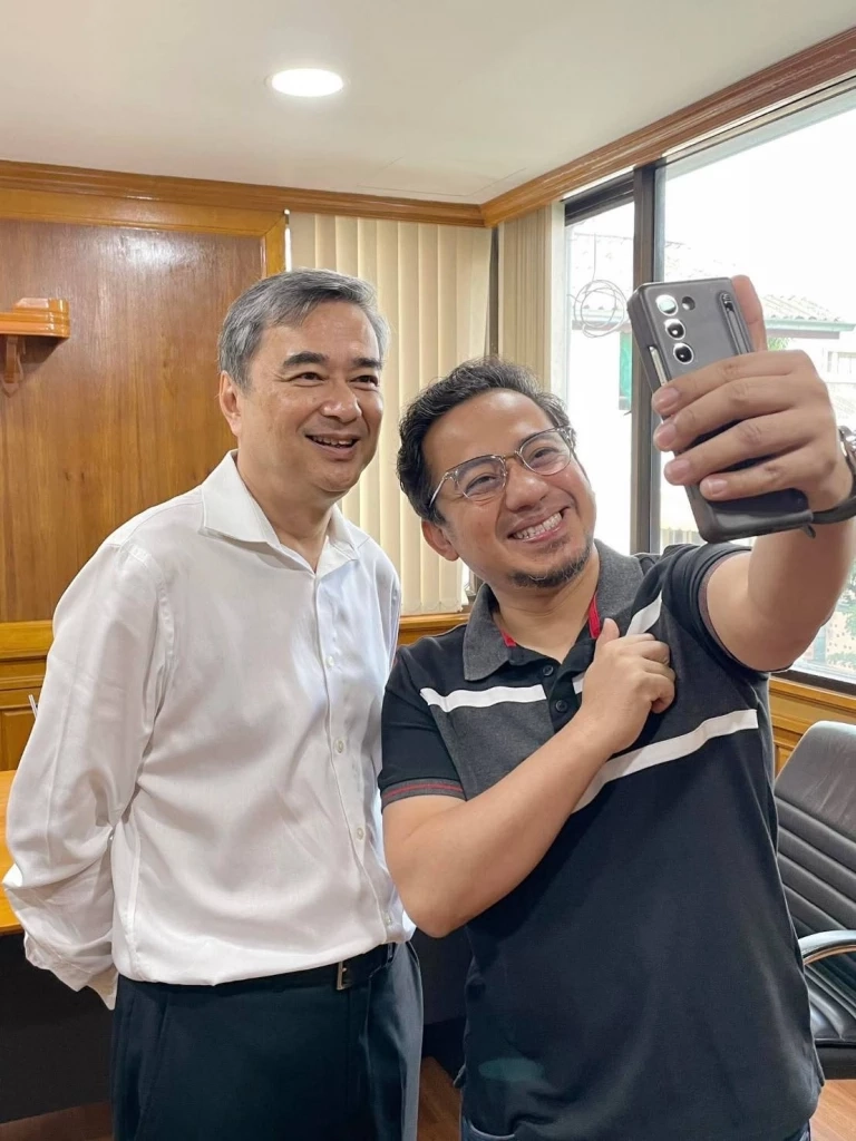 "เมธี ลาบานูน" ยันยังอยู่ "ปชป." เผยไปพบ "อภิสิทธิ์ " ก่อนพบ "วันนอร์-ทวี"