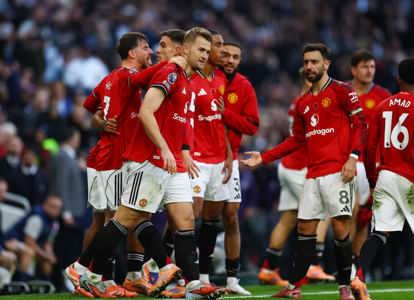 พรีวิว พรีเมียร์ลีก : แมนยู vs เอฟเวอร์ตัน "อโมริม" ลุ้นสถิติไร้พ่าย 6 นัด "มอยส์" คืนรังเก่า