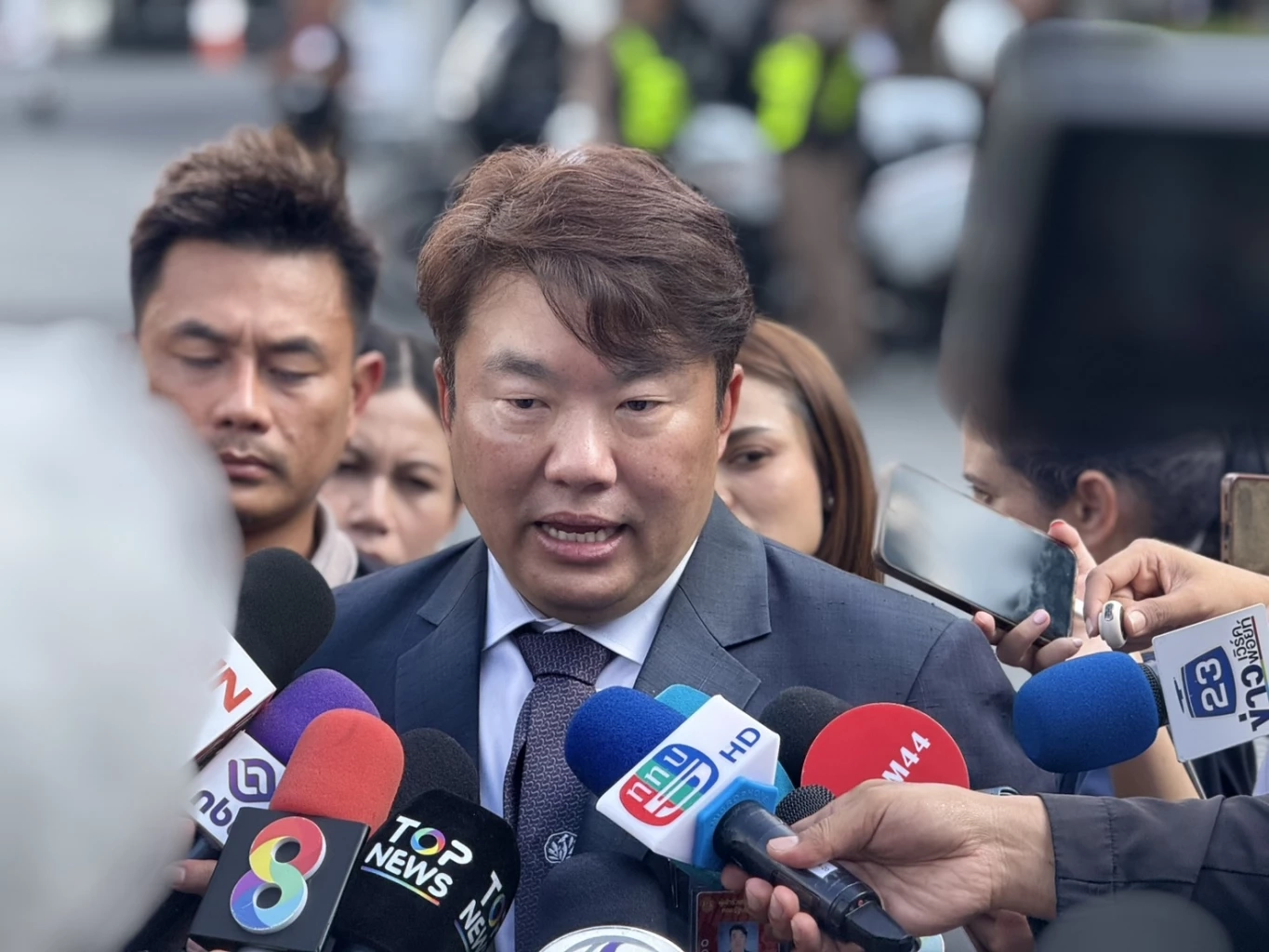 สิริพงศ์ อังคสกุลเกียรติ โฆษกประจำสำนักนายกรัฐมนตรี 