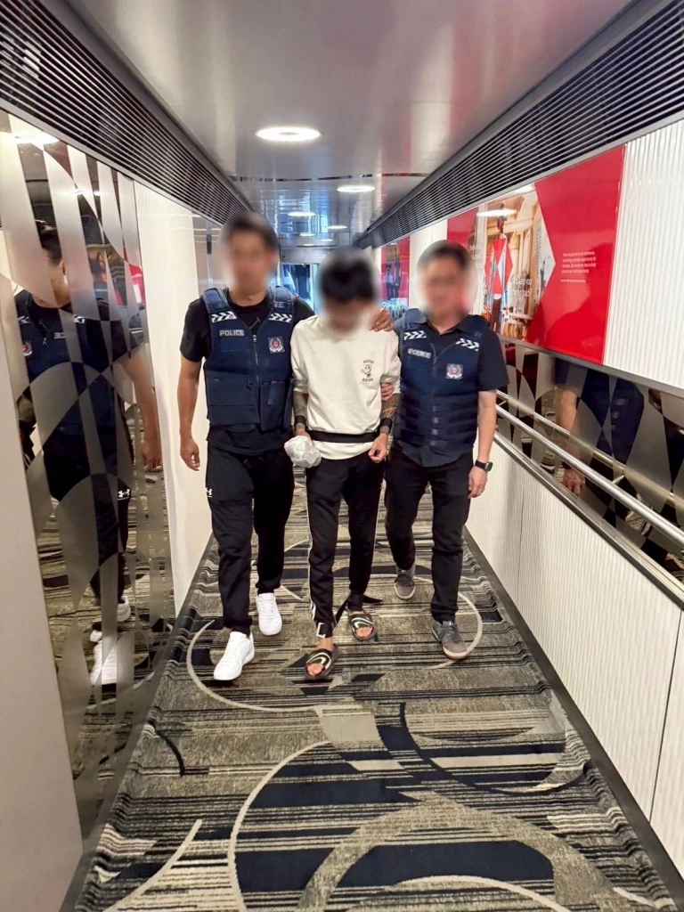 ตำรวจ ปอท. รวบหนุ่มสิงคโปร์ แก๊งสแกมเมอร์ ตัวเอ้ ในกัมพูชา