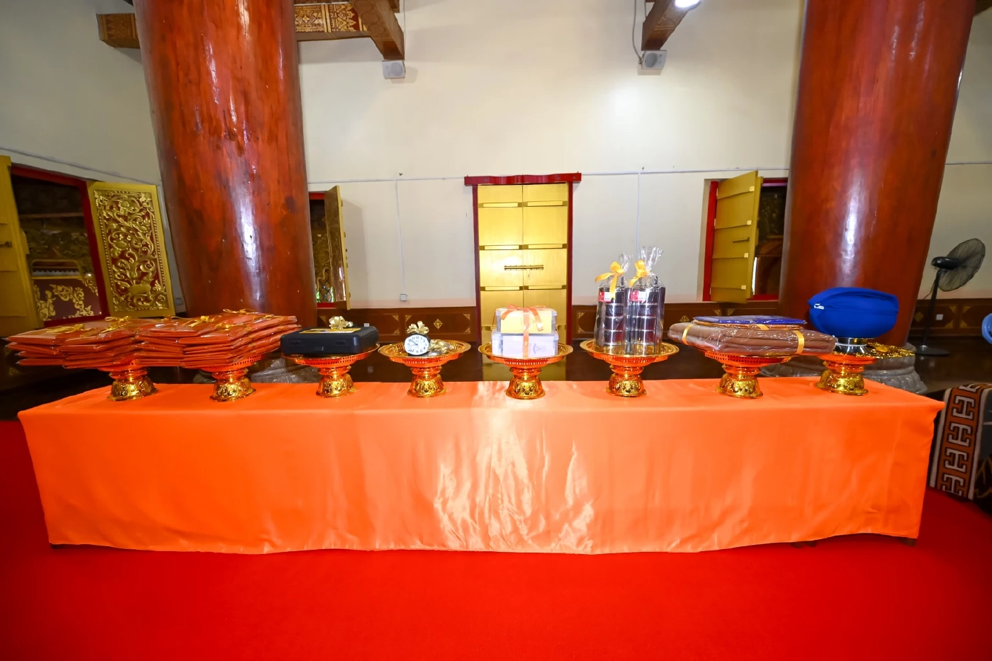 กต.เชิญผ้าพระกฐินพระราชทานทอดถวาย "วัดป่าเชต์ เขตฯสิบสองปันนา"