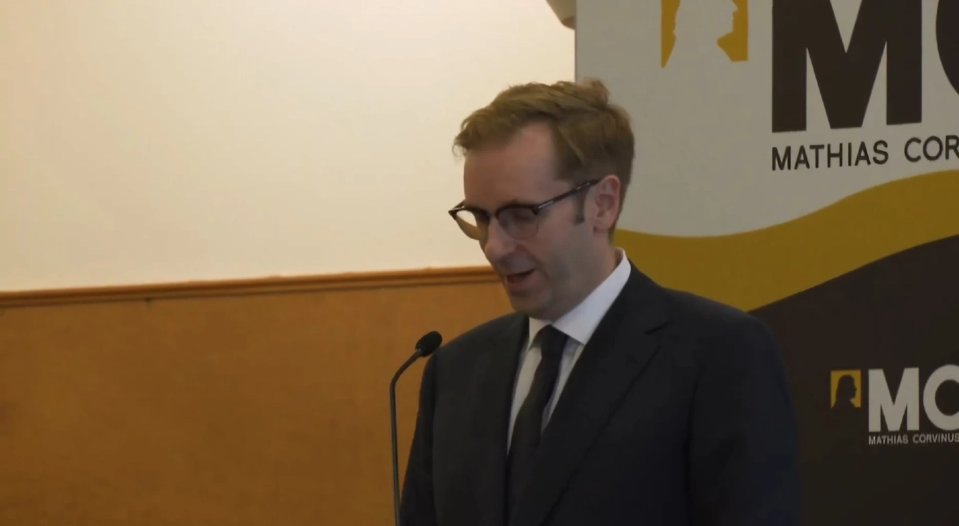 ผู้อำนวยการใหญ่ของ MCC นาย Zoltan Szalai 