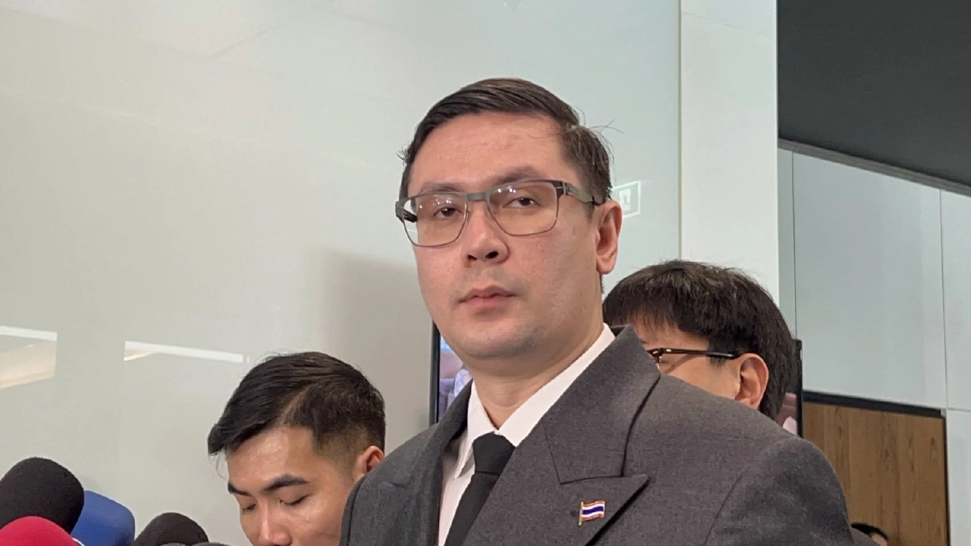 "โรม" ผิดหวัง "ผบ.ตร." หนีปัญหา ไม่มาชี้แจง "กมธ.มั่นคงฯ" ฟาดระบบมีปัญหา เอื้อ "ตำรวจเทาขึ้นสู่อำนาจ"