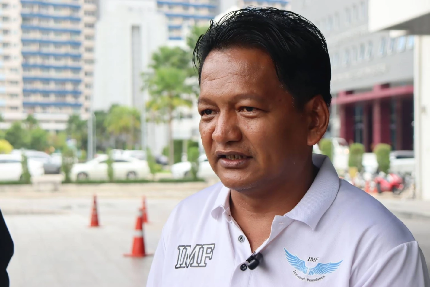 นายเบิร์ด ตัวแทนศูนย์ประสานช่วยเหลือคนไทยในต่างแดน (IMF) 