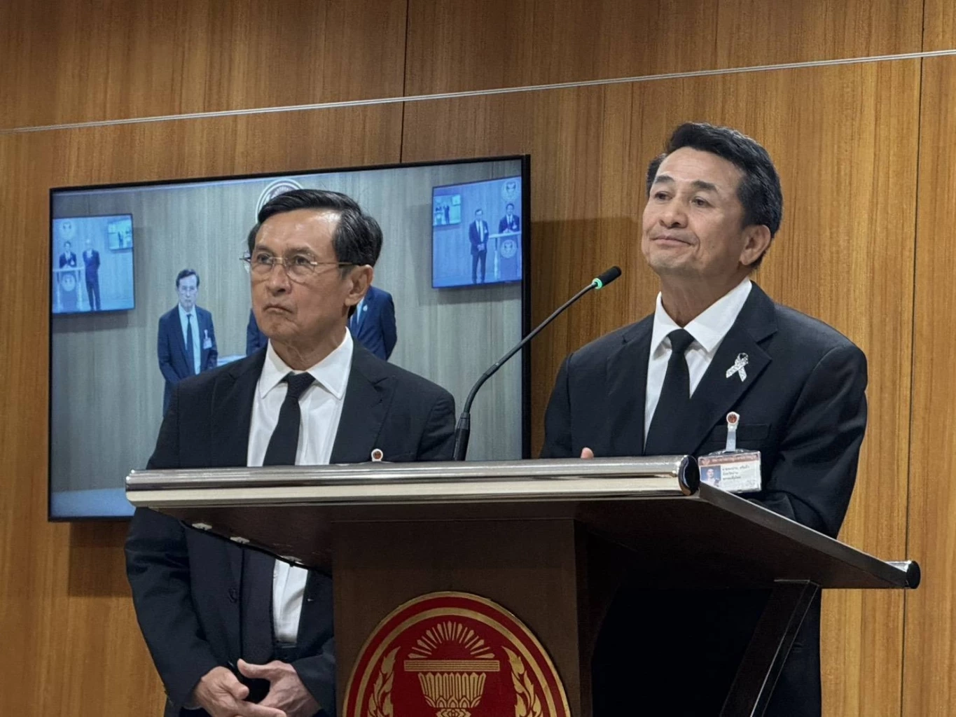 พท.อุบชะลอยื่นซักฟอกไหม หวั่น "อนุทิน" ยุบสภาฟ้าผ่า จะอ้างเพราะค่ายแดง