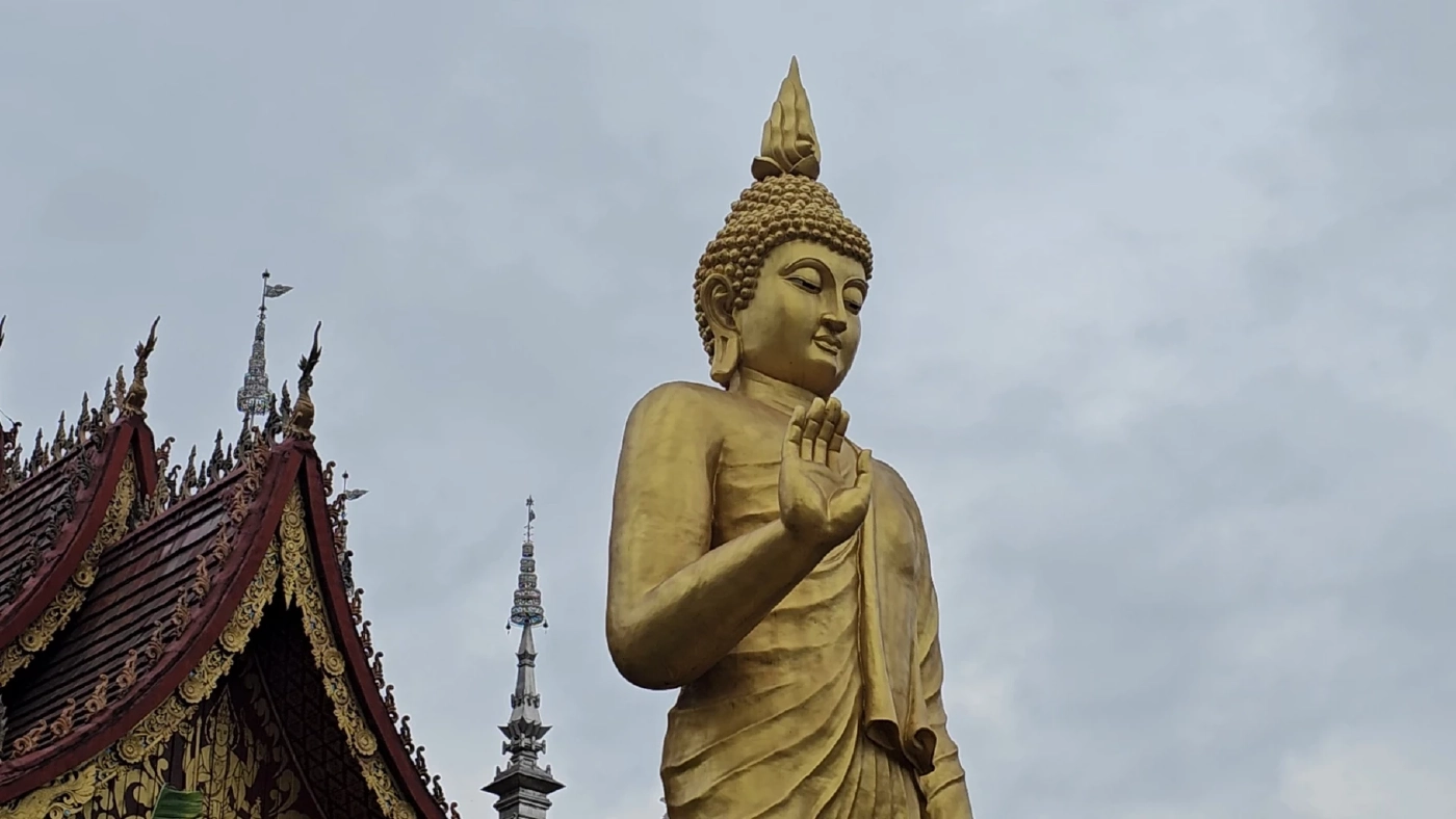 กต.เชิญผ้าพระกฐินพระราชทานทอดถวาย "วัดป่าเชต์ เขตฯสิบสองปันนา"