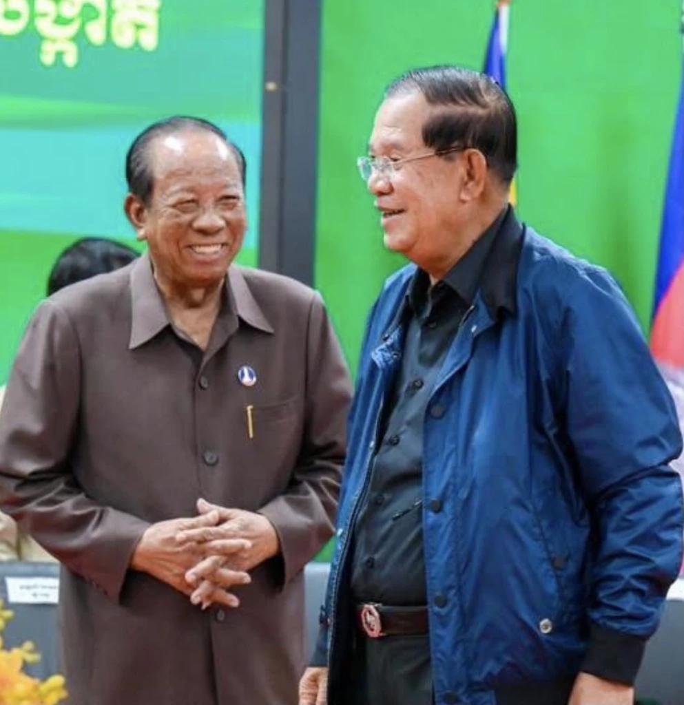 ฮุน เซน และเตีย บัญ ยังแนบแน่น ไม่มีแตกคอกัน