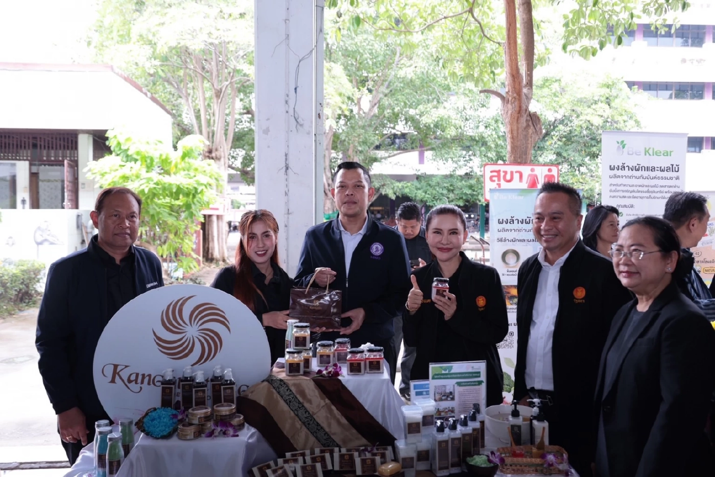 “ธนกร” เปิดกิจกรรมดันอาชีพเสริม 4 เมนูทำเงิน ให้ชาวชุมชนหนองโสน เพชรบุรี กว่า 300 คน