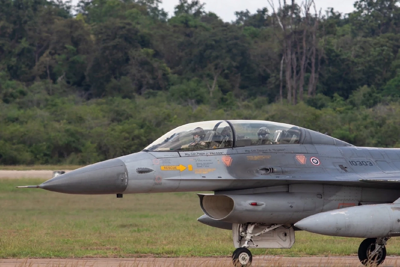 F-16 พร้อม! "ผบ.คปอ." ร่วมบิน F-16 เตรียมความพร้อมตลอด 24 ชม. ทุกวัน