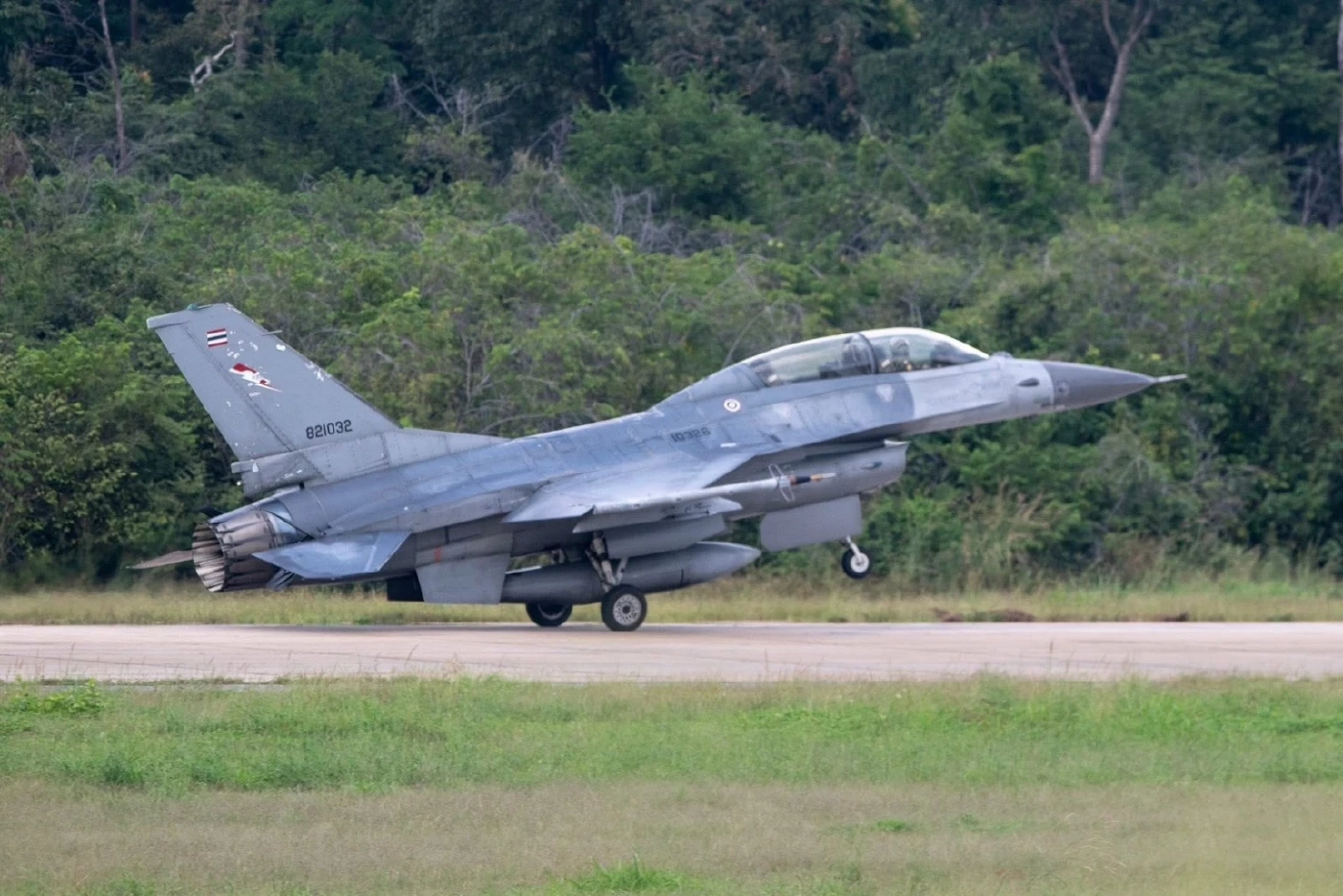 F-16 พร้อม! "ผบ.คปอ." ร่วมบิน F-16 เตรียมความพร้อมตลอด 24 ชม. ทุกวัน