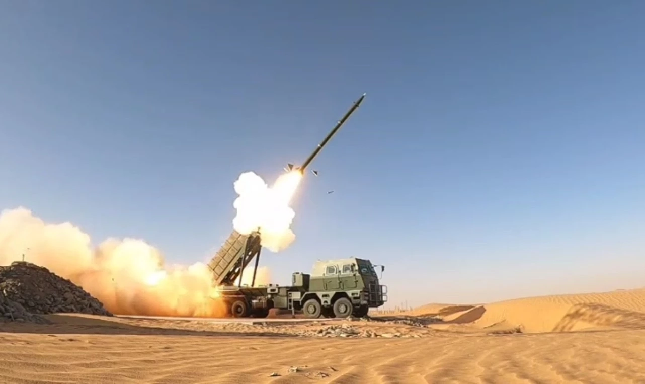 "กองทัพบก" รับมอบอาวุธ “DTI-1G จรวดหลายลำกล้องนำวิถี-รถยิงจรวด"