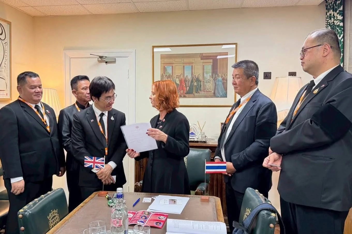 รัฐสภาไทยเตรียมทำ ปริญญาร่วม กับอังกฤษ - ยกร่าง จริยธรรม AI สภาโลก