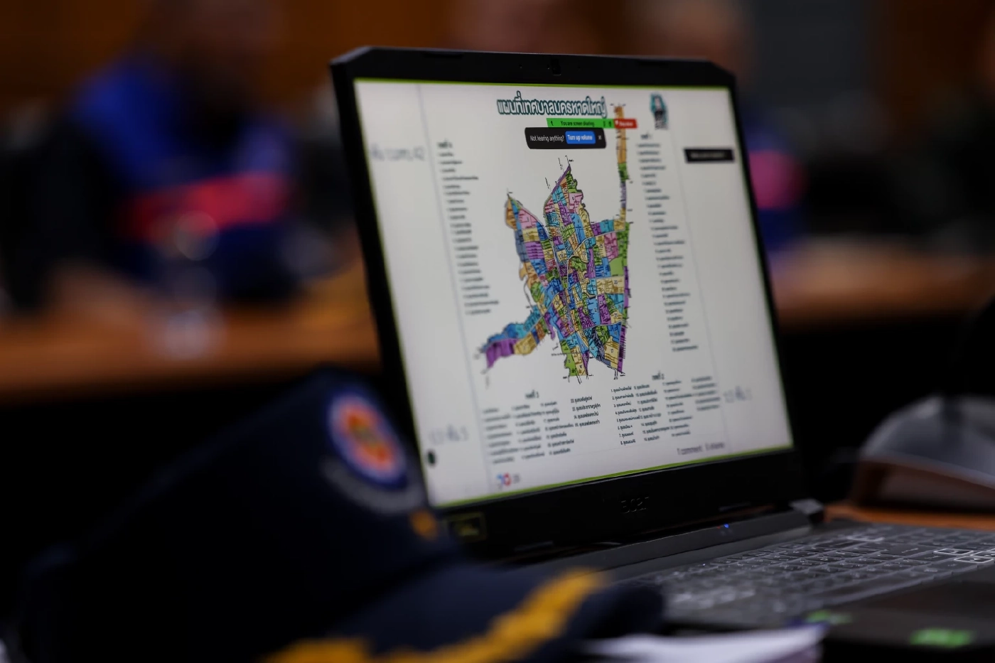 “อนุทิน” ลั่นอยู่ยาวหาดใหญ่ จนกว่าสถานการณ์น้ำท่วมจะคลี่คลาย