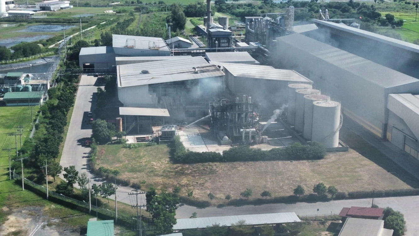 "ธนกร" เผย "โรงงานสกัดน้ำมันรำข้าวไฟไหม้" ดับแล้ว พร้อมเฝ้าระวังเพื่อป้องกันการติดไฟขึ้นอีก