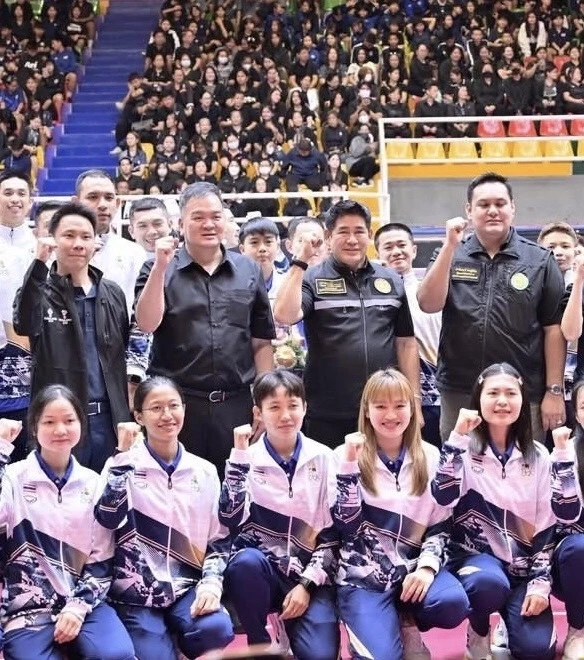 ธรรมนัส นำทีม รมต.พรรคกล้าธรรม บุกนครปฐม 