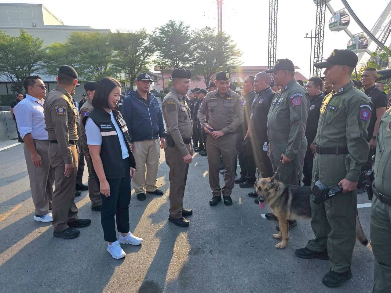 “พล.ต.ท.นพศิลป์” เข้มความปลอดภัยเคาท์ดาวน์ เอเชียทีค