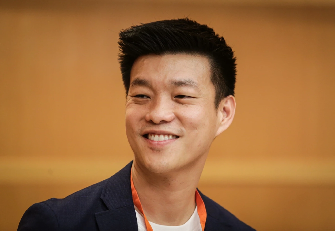 ณัฐพงษ์ เรืองปัญญาวุฒิ หัวหน้าพรรคประชาชน