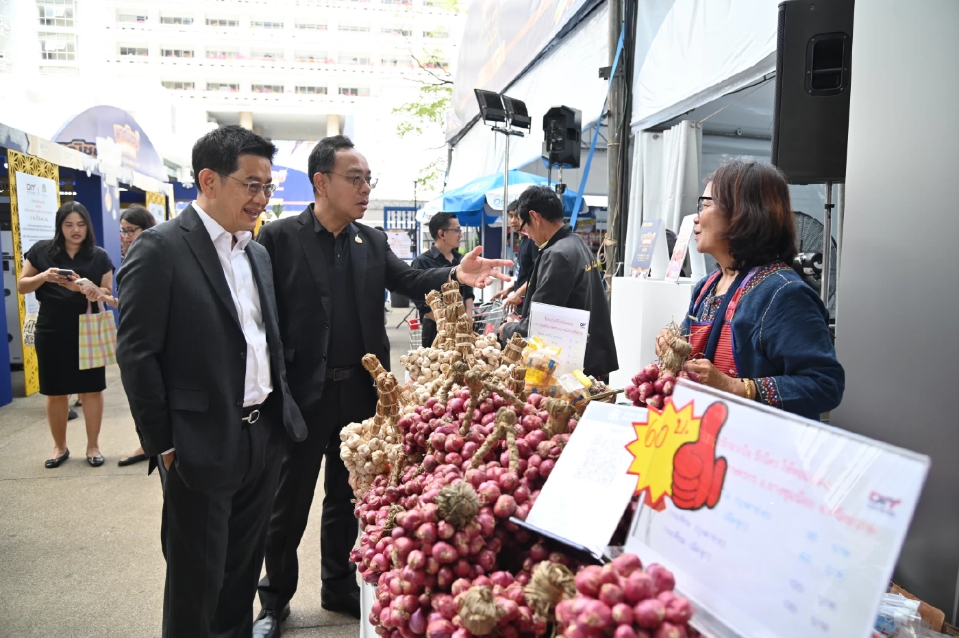 พาณิชย์ย้ำบทบาทกลไกหลักรัฐ ดูแลค่าครองชีพ - คุมตลาดสินค้าเกษตร