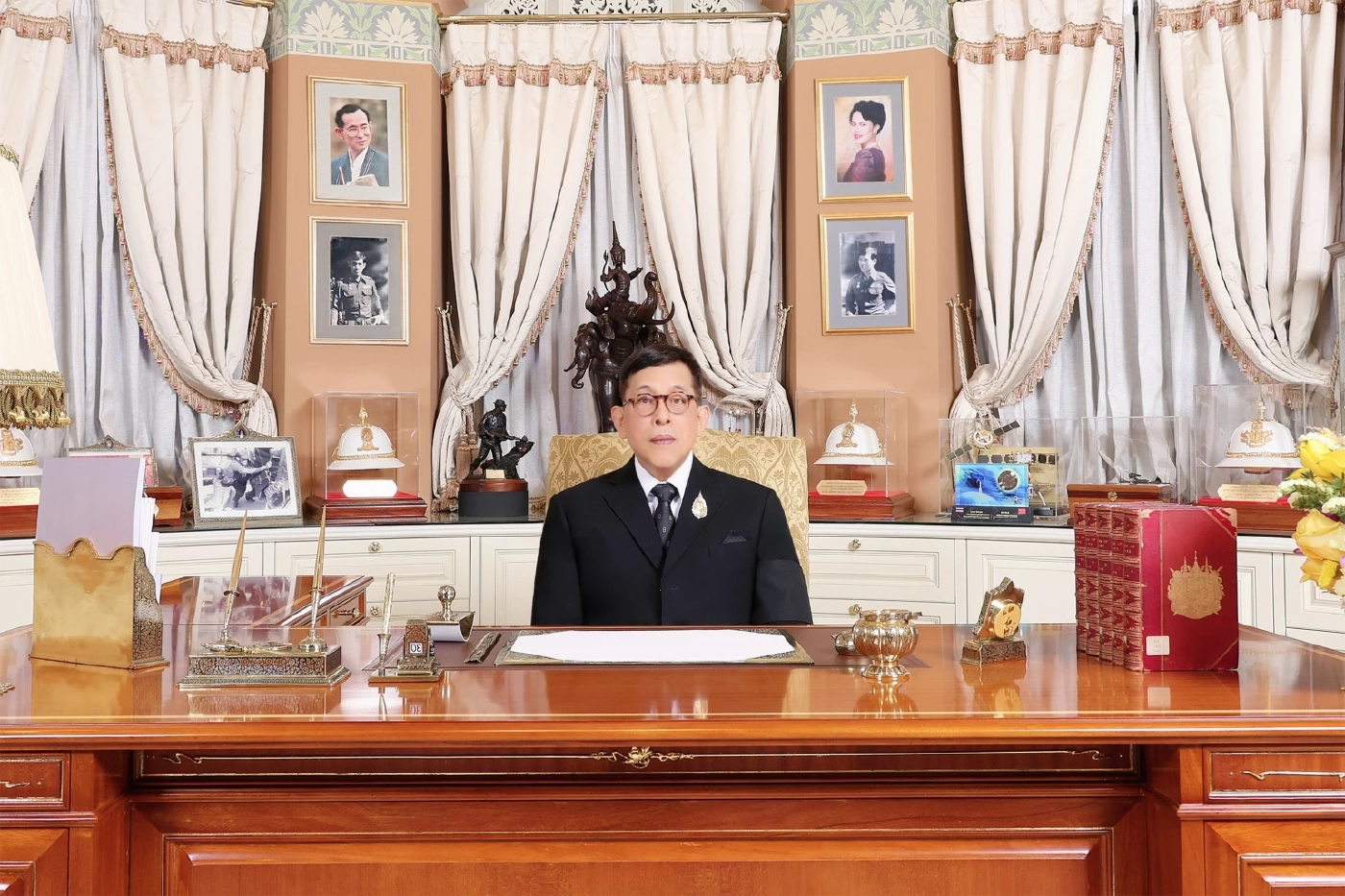 ในหลวงพระราชทานพรเนื่องในวาระขึ้นปีใหม่ พุทธศักราช 2569