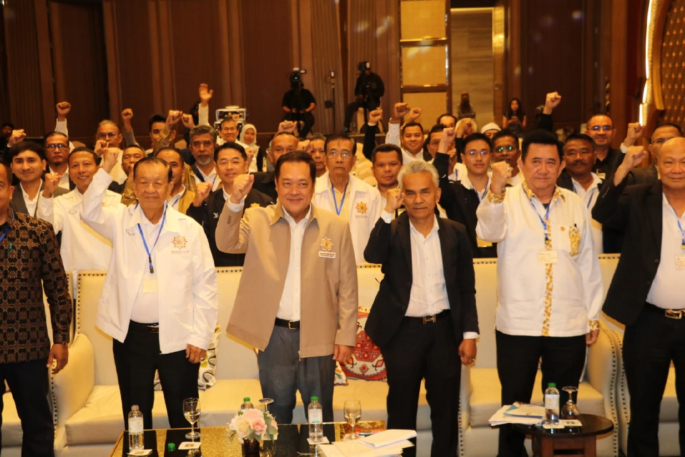 สู้ศึกเลือกตั้ง69 “วันนอร์-ทวี” สัมมนาผู้สมัครพรรคประชาชาติ