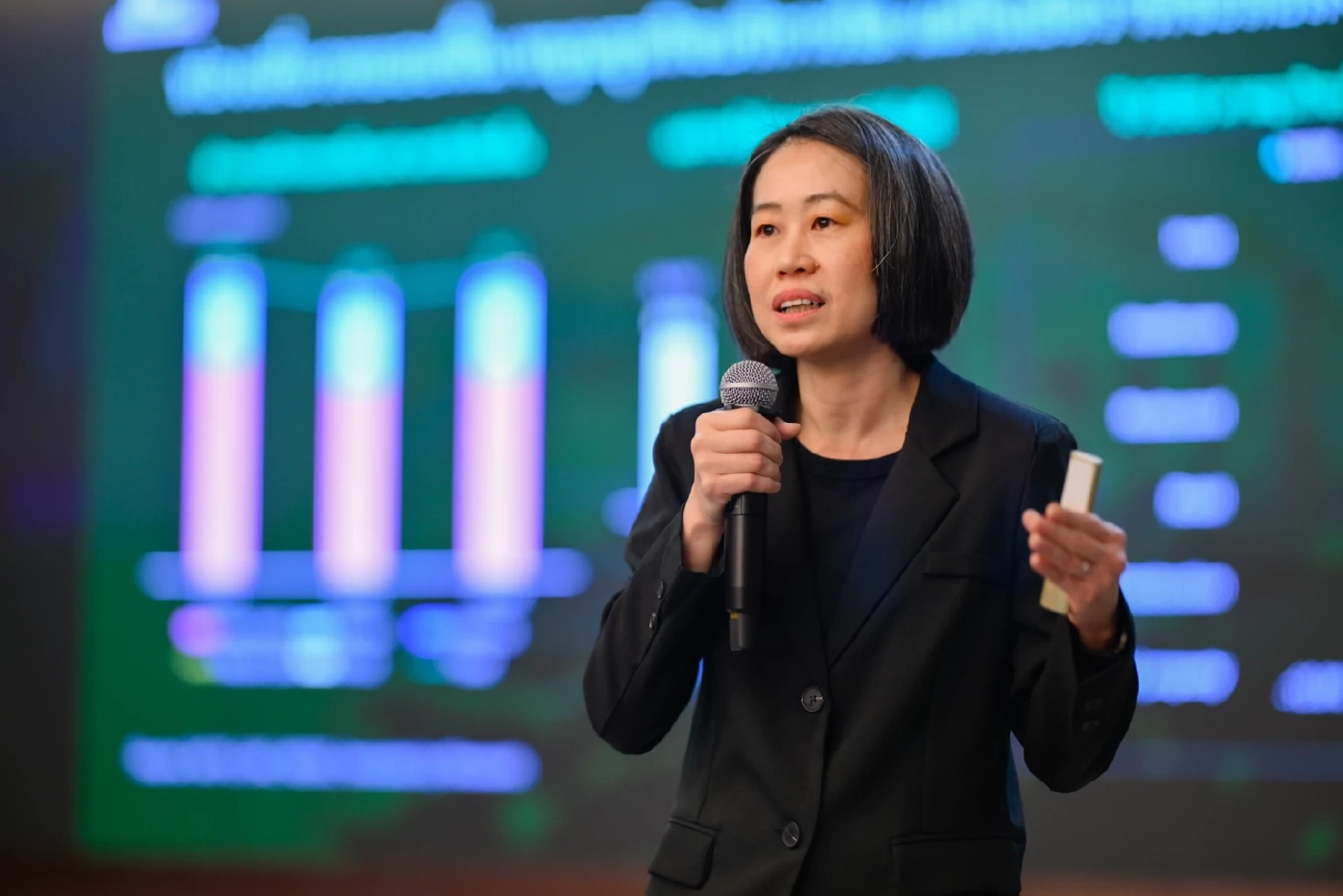 เกวลิน หวังพิชญสุข รองกรรมการผู้จัดการ บริษัท ศูนย์วิจัยกสิกรไทย จำกัด