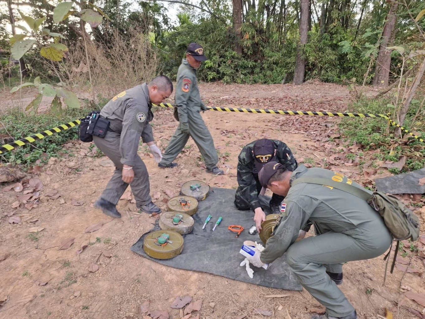 ด่วน! ทหารช่าง นย. เหยียบทุ่นระเบิด บ้านหนองรี เร่งส่ง รพ.