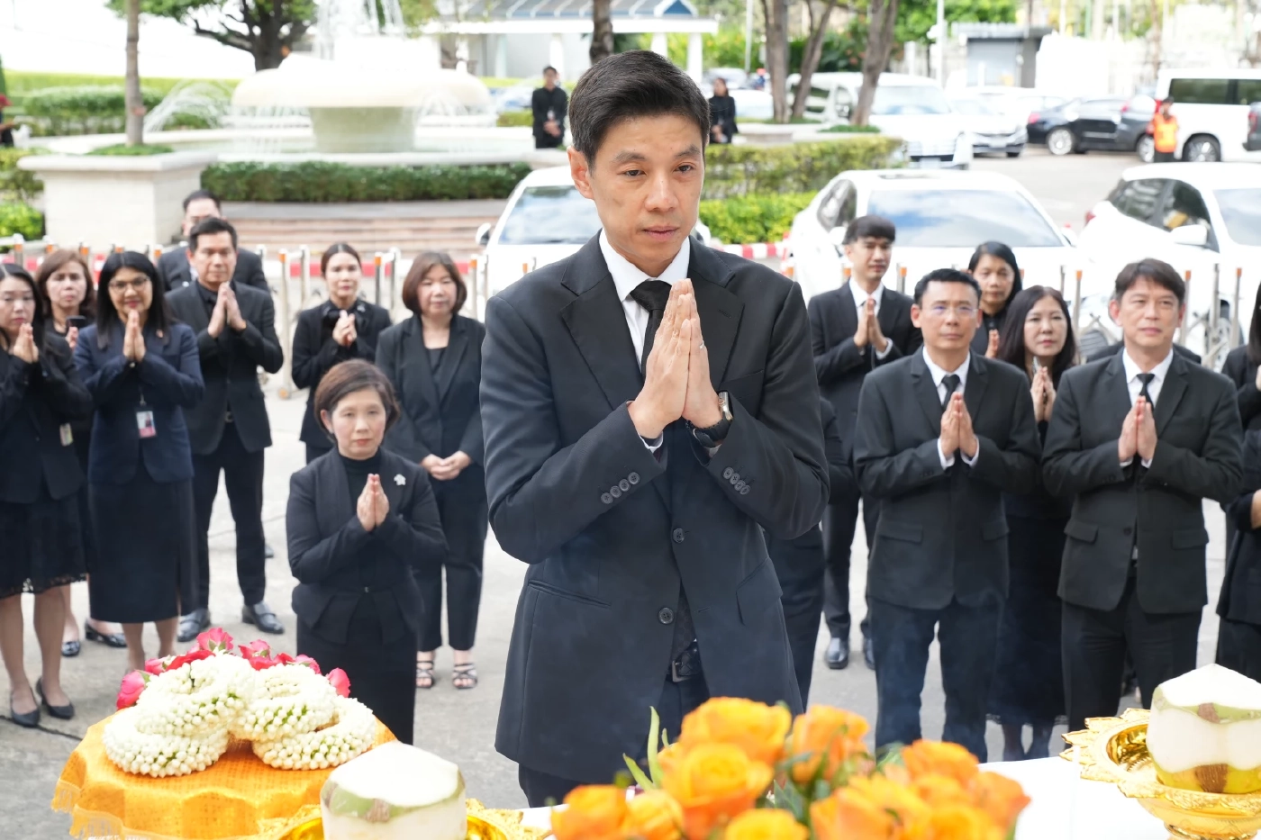 ดร.มหัทธนะ อัมพรพิสิฏฐ์ กรรมการผู้จัดการธนาคารอาคารสงเคราะห์