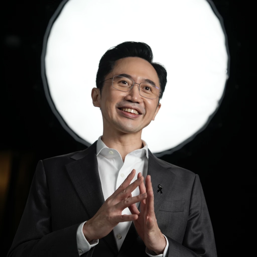 "ยศชนัน" อาสา "ยกเครื่องประเทศไทย" แก้สมการความยากจน