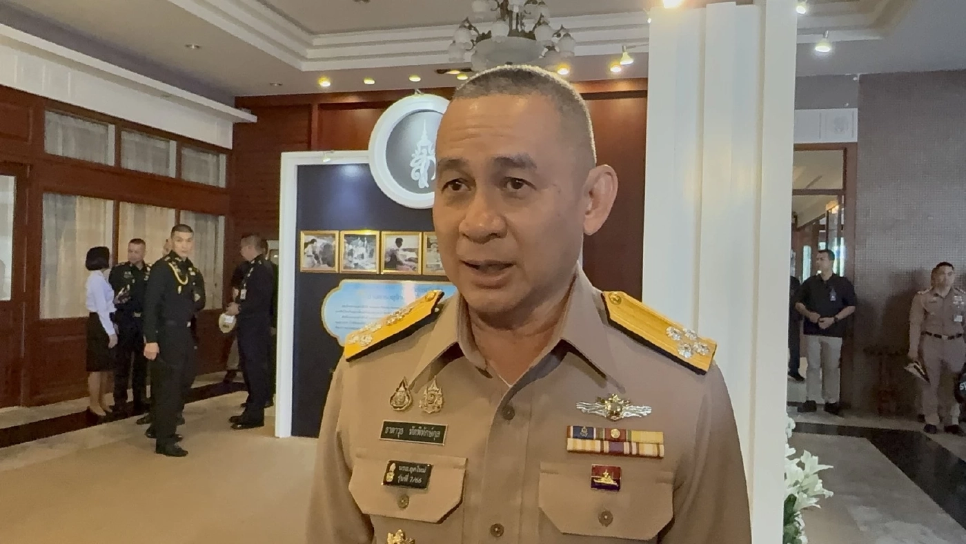 พลเรือเอก ธาดาวุธ ทัดพิทักษ์กุล เสนาธิการทหารเรือ