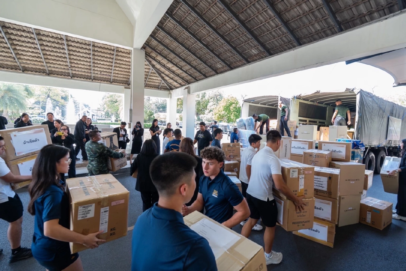 โรงเรียนนานาชาติไอเอสบี จับมือ กรมประชาสัมพันธ์ ช่วยเหลือน้ำท่วมหาดใหญ่