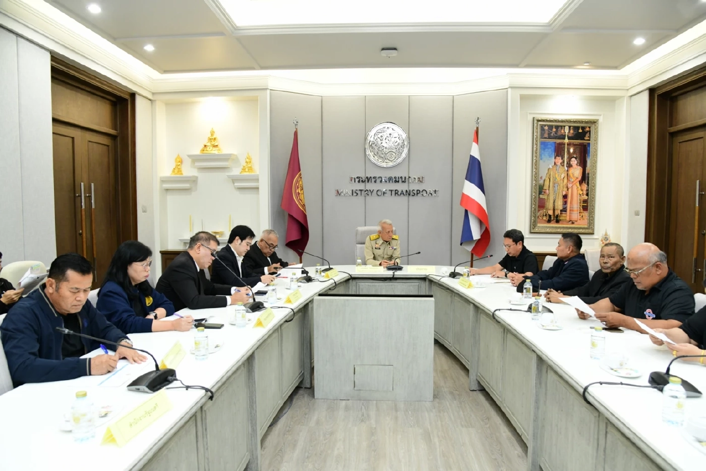 คมนาคมเดินหน้าปฏิรูป ขสมก. ดันรถเมล์ไฟฟ้าลดต้นทุน - เพิ่มเส้นทาง