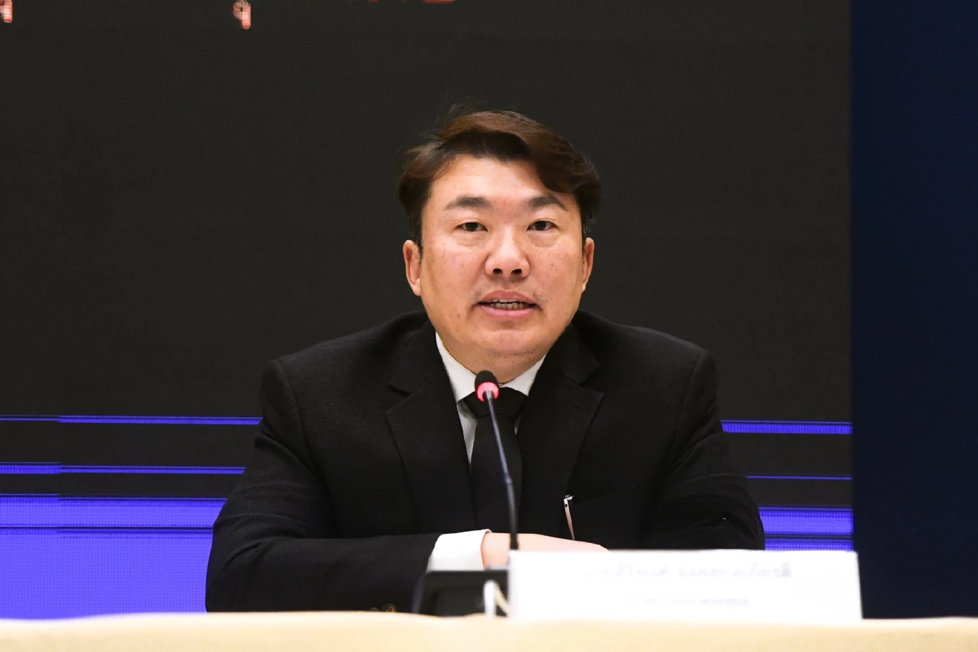 นายสิริพงศ์ อังคสกุลเกียรติ กรรมการและโฆษกศูนย์ปฏิบัติการแก้ไขสถานการณ์ฉุกเฉินอุทกภัย หรือ ศป.กฉ.