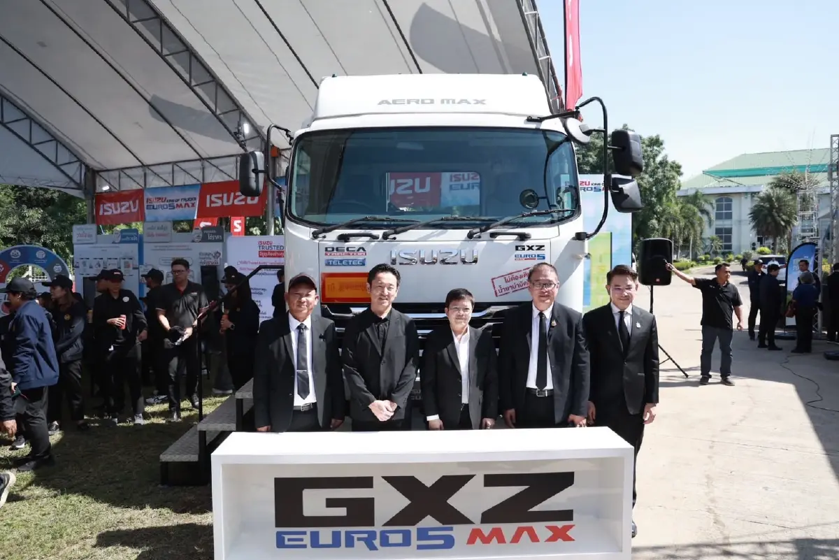 ยกระดับโลจิสติกส์ไทย! รมช. คมนาคมมอบนโยบาย 3ด้านในงาน Truck Power Eco 2025