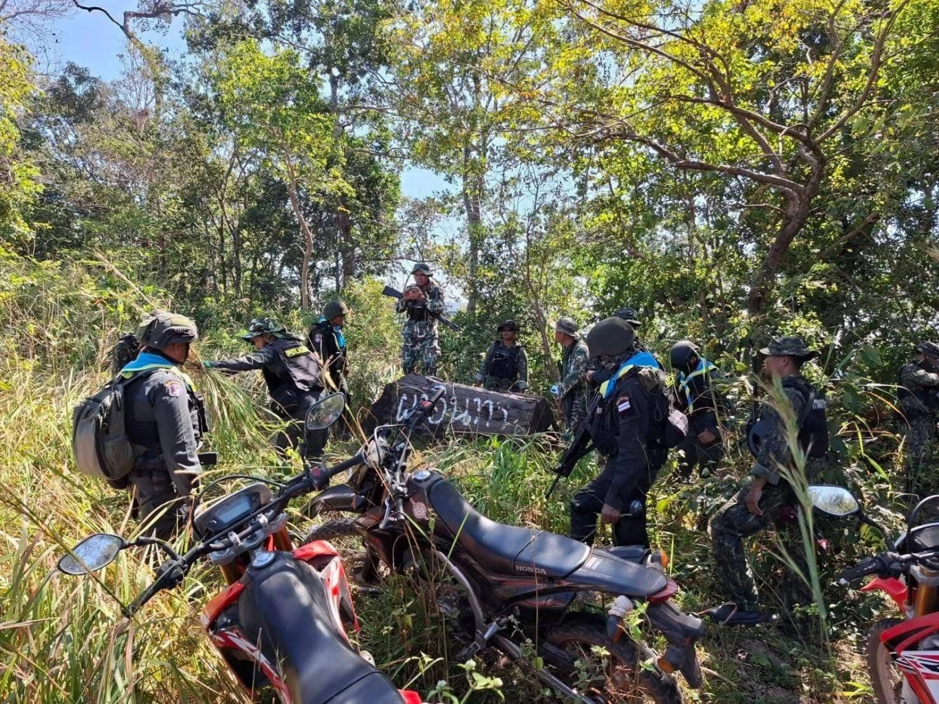ทภ.2 จ่อแจ้งจับคนปั่นข่าวทหารกัมพูชายึดผาอินทรี เปิดภาพล่าสุด