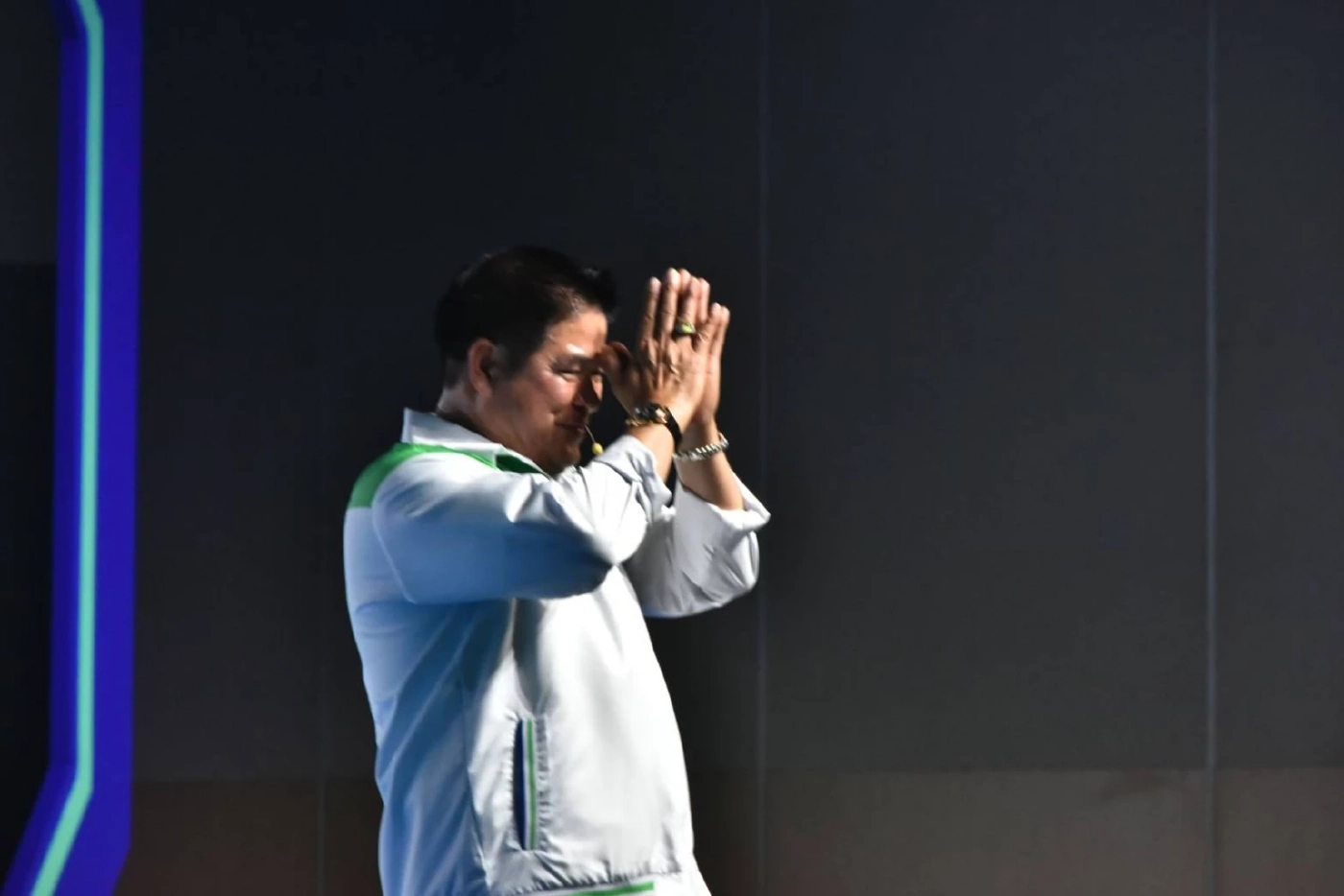 ร้อยเอกธรรมนัส พรหมเผ่า ประธานที่ปรึกษาพรรคกล้าธรรม