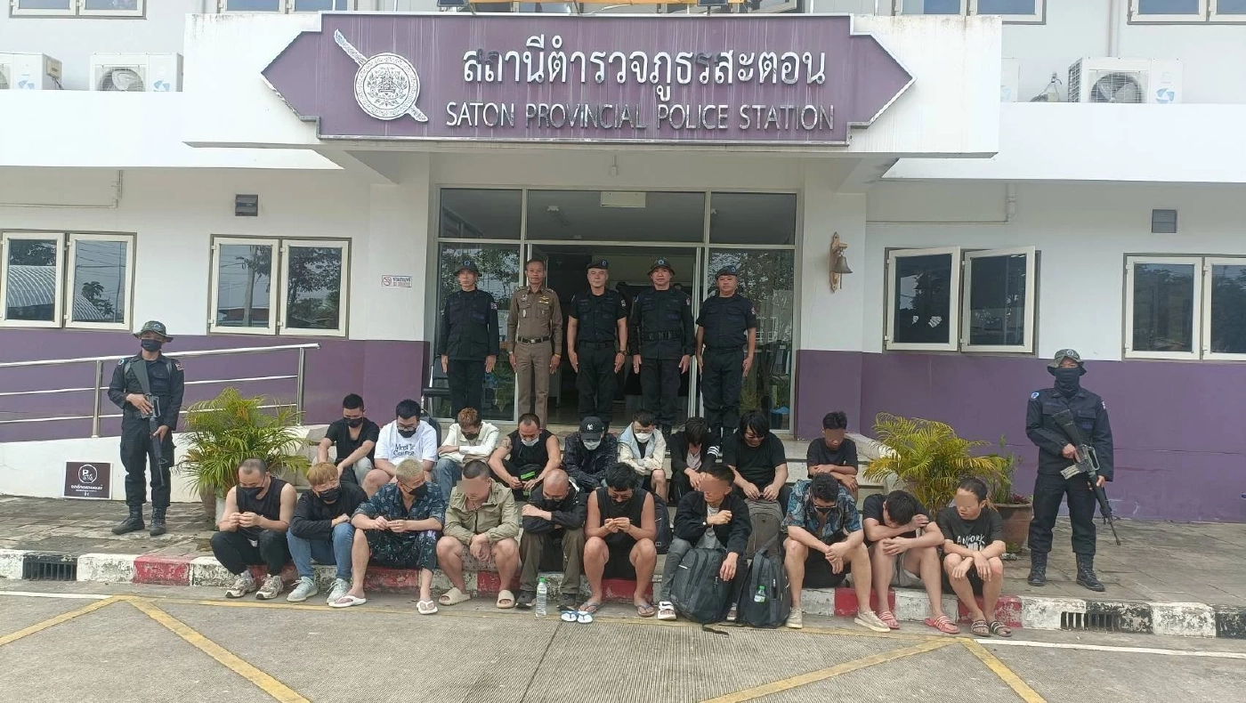 "กองทัพเรือ" จับ "18 จีน 1 เมียนมา" ลอบเข้าชายแดนจันทบุรี เข้มสกัด "อาชญากรรมข้ามชาติ-สแกมเมอร์"