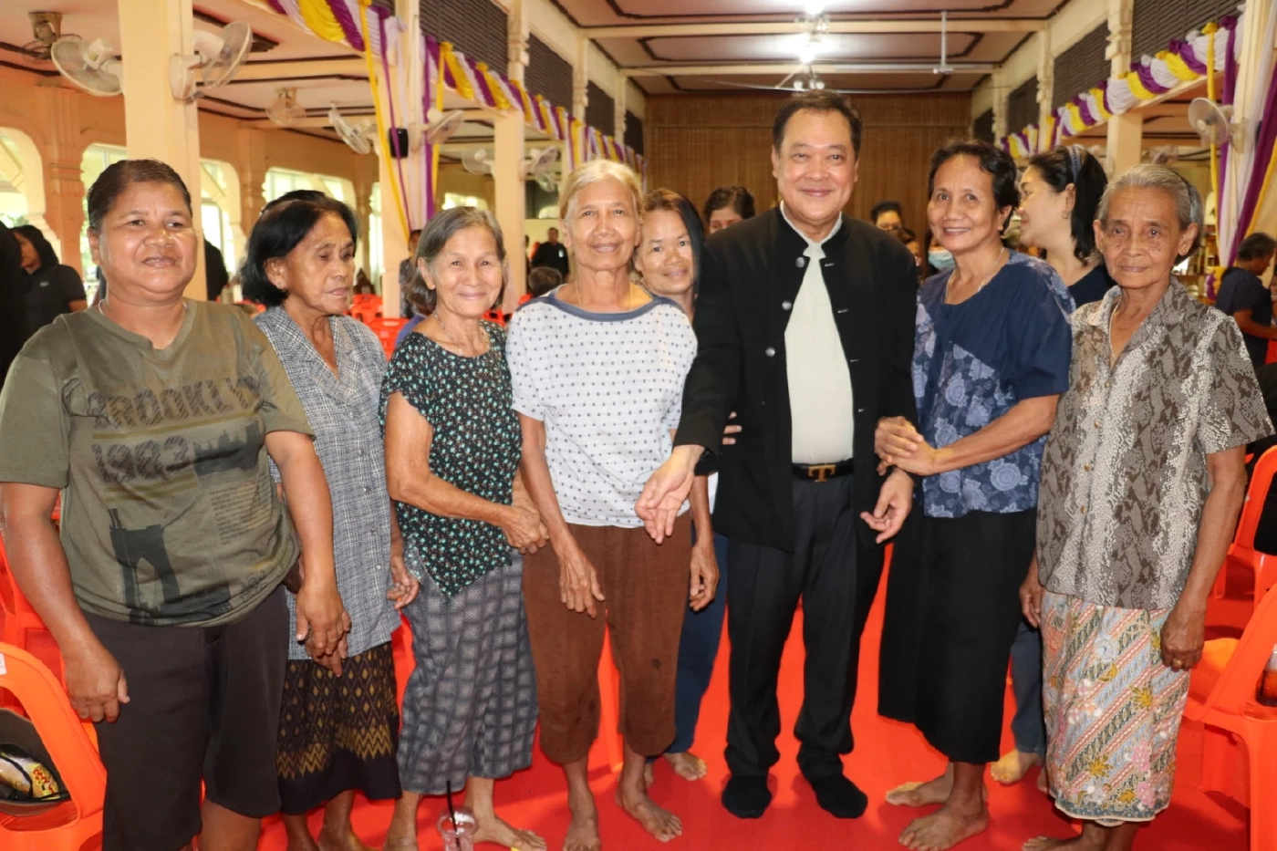 "พ.ต.อ.ทวี" ลุยชายแดนใต้ ชู คืนความเป็นธรรมชาวบ้าน