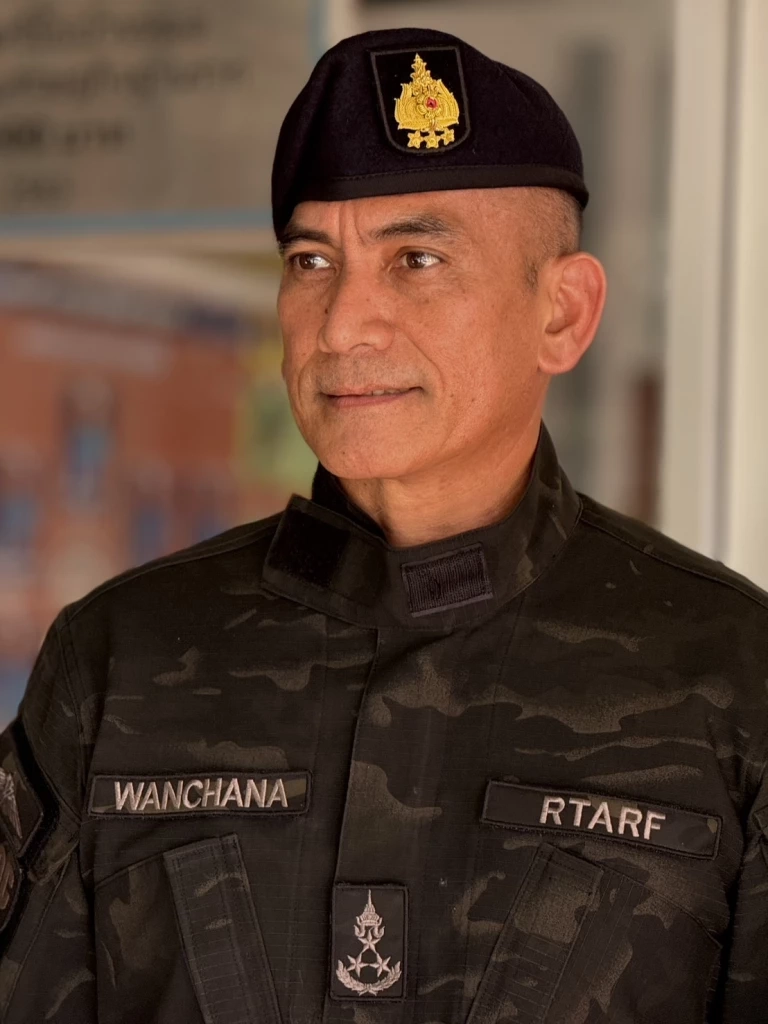 "เสธ.เบิร์ด" ฝากถึง "พ่อลูก ตระกูลฮุน" เหมือน "หมาจนตรอก" ใช้วิธี "สกปรกสันดานเดิม"