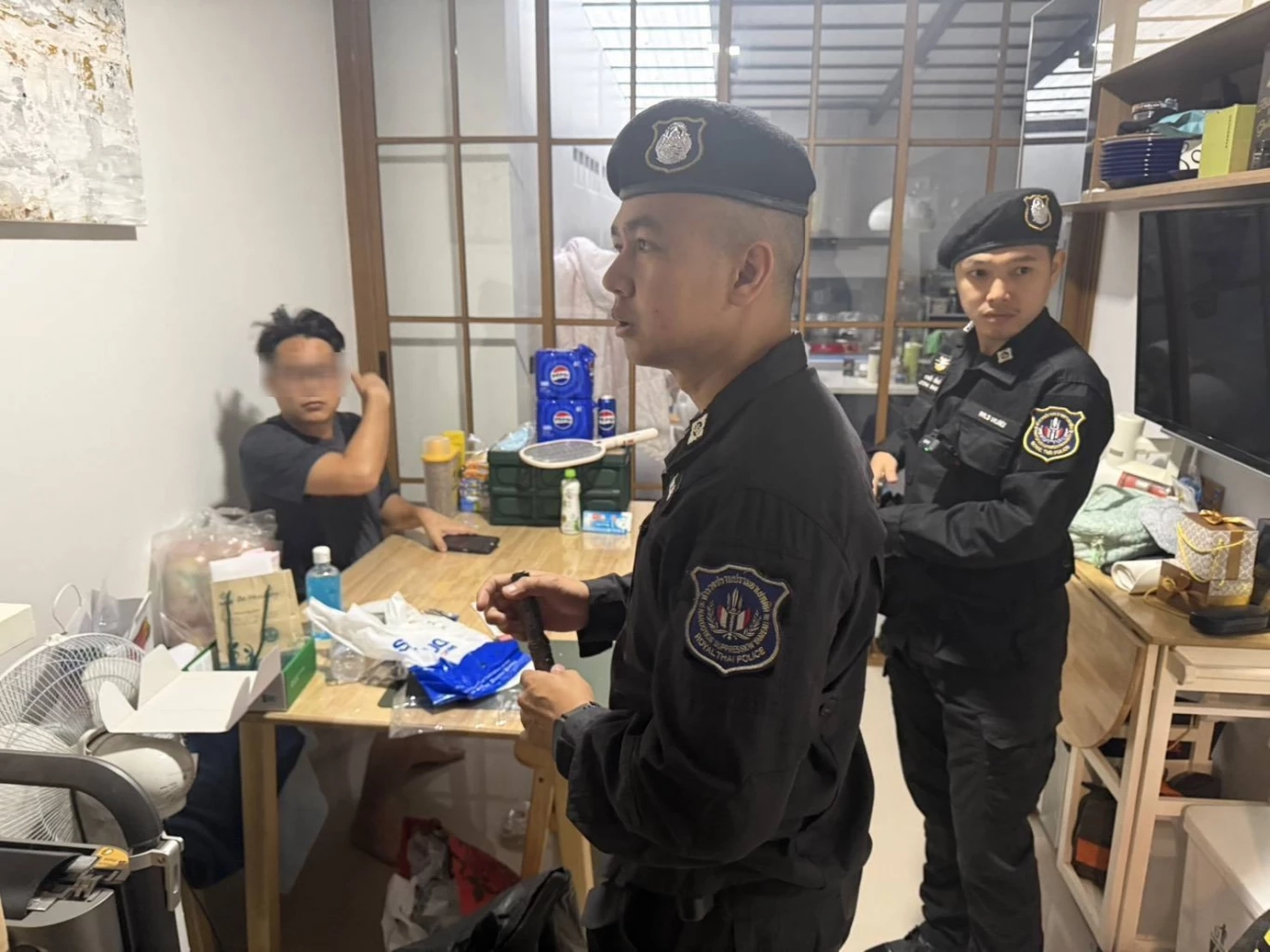 "ตำรวจ ปส." จับ ผู้สมัคร สส.กทม. พรรคดัง หลังขยายผลจาก "เครือข่ายขนยาเสพติดชาวลาว"