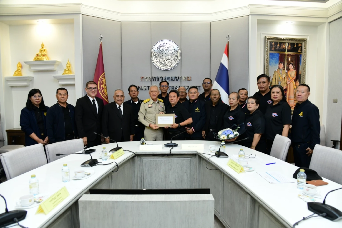 คมนาคมเดินหน้าปฏิรูป ขสมก. ดันรถเมล์ไฟฟ้าลดต้นทุน - เพิ่มเส้นทาง