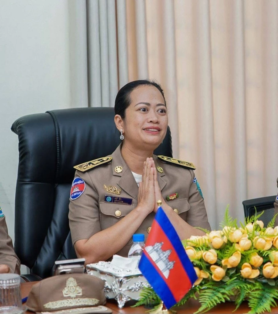 นางชิ วา ผู้ว่าฯเกาะกงคนใหม่ เป็นลูกสาวเพื่อนรักของเตียบัญ