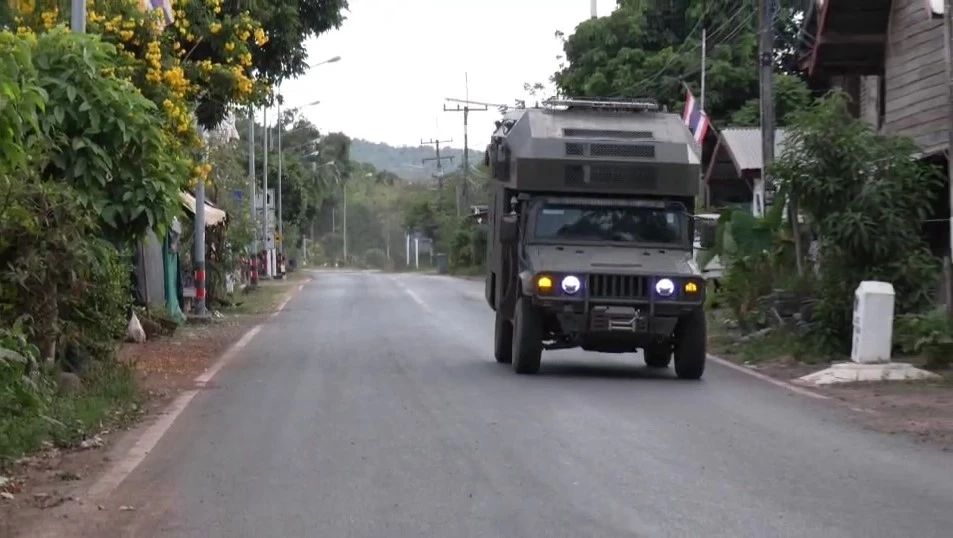 สูญเสีย "รบพิเศษ" ที่ช่องอานม้าอีก 1 นาย หลัง "กัมพูชา" ยิง BM-21 ถล่มเนิน 677