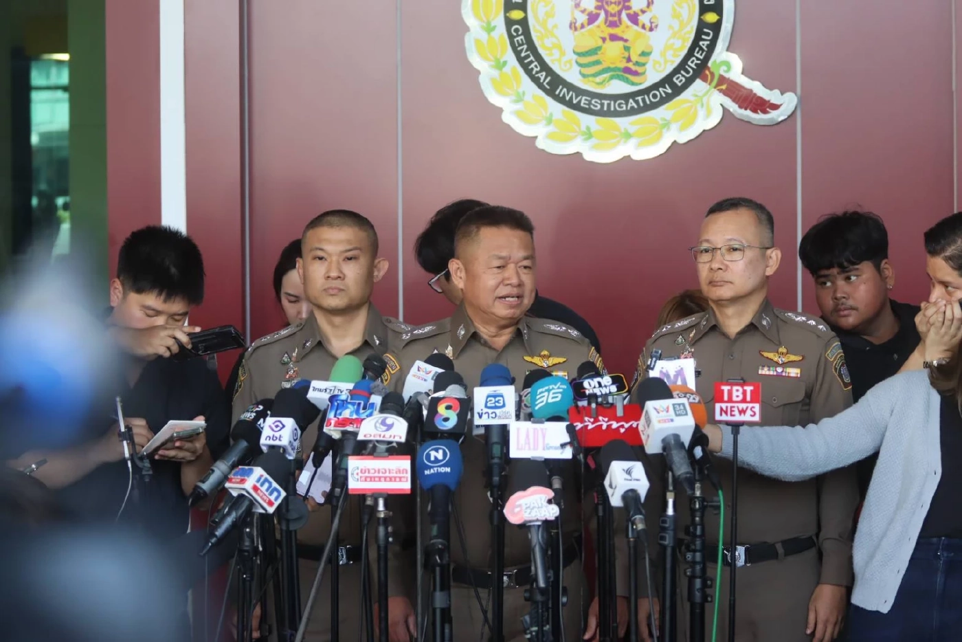 "ผู้การ ปอศ." ชี้ เพื่อน-คนใกล้ชิด 17 คน แจ้งความเอาผิด "นานา ไรบีนา" เสียหายร่วม 195 ล้านบาท