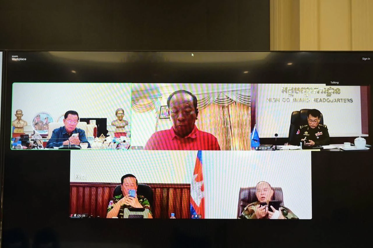 สื่อกัมพูชาตีข่าวฮุน เซน ยกเลิกนัด อยู่เคียงข้าง ฮุน มาเนต สู้ไทย