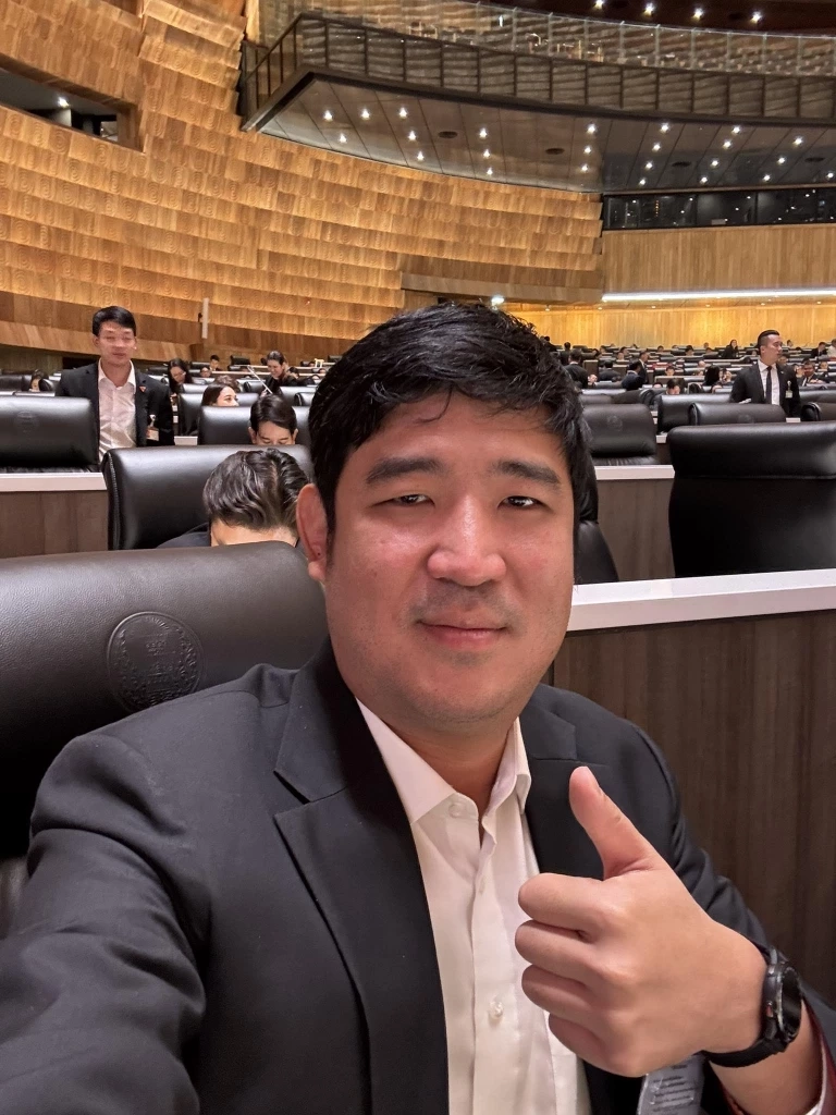 "เท่าพิภพ" คัมแบ็กการเมือง เตรียมลงเลือกตั้ง เขต 33 อาสารับใช้คนบางกอกน้อย-บางพลัด