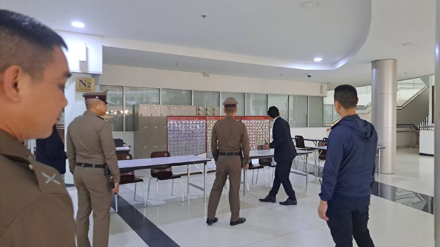 "ภูมิธรรม" มั่นใจแจงศาล รธน.ได้ ปมถูกร้องใช้อำนาจแทรกแซงคดี "ฮั้ว สว."