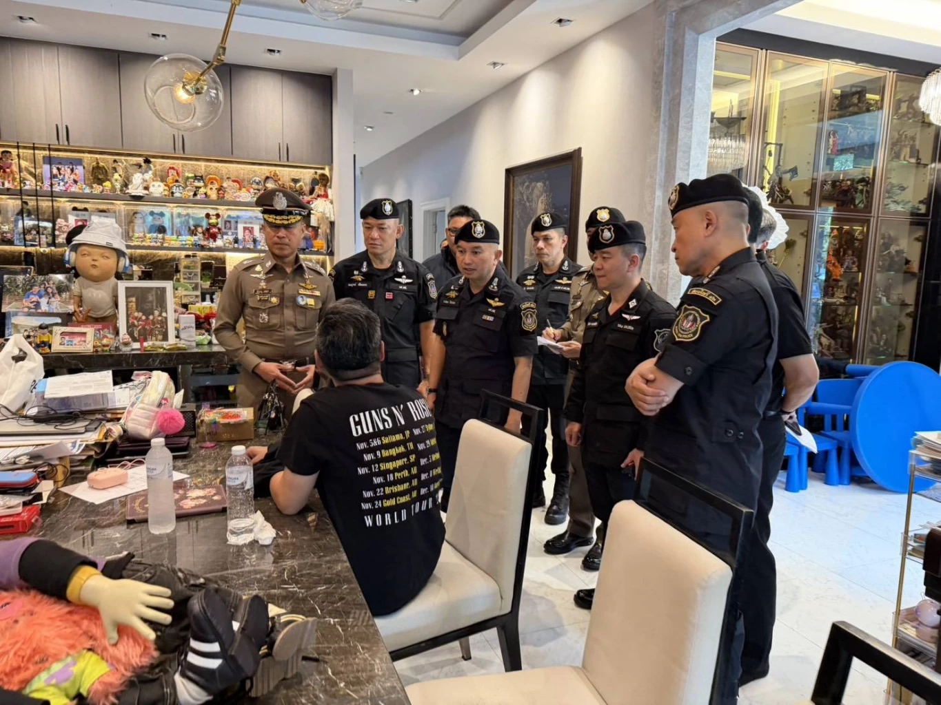 "ตำรวจ ปส." จับ ผู้สมัคร สส.กทม. พรรคดัง หลังขยายผลจาก "เครือข่ายขนยาเสพติดชาวลาว"